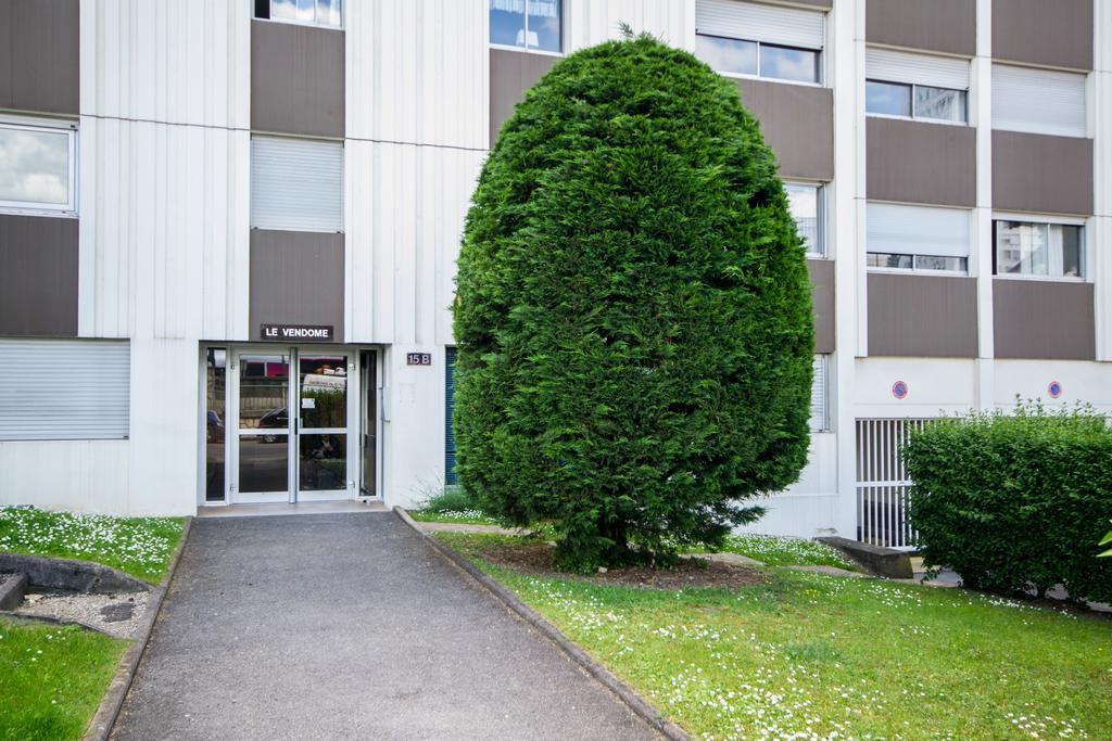 Sweethome Dijon - Black & White Exterior foto